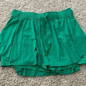 TCEC green athletic skort